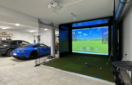 Golfsimulator in der Garage